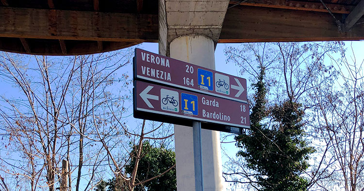 cartello giro dal lago di Garda a Verona