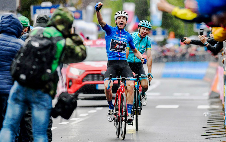 Giulio Ciccone durante la sedicesima tappa del Giro d’Italia 2019