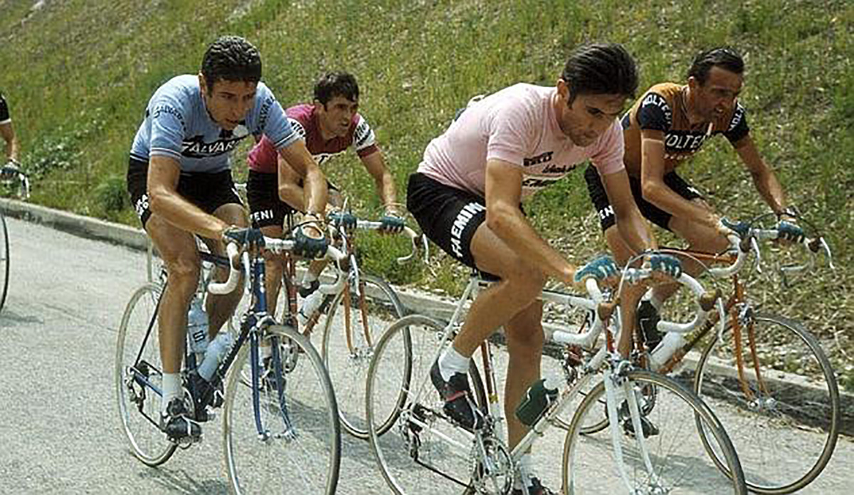 Eddy Merckx e Felice Gimondi durante un Giro d'Italia