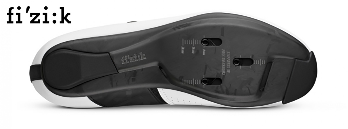 La suola della nuova scarpa per bici da corsa Fizik Vento Infinito Carbon 2 2021