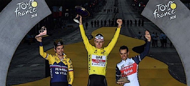 Tadej Pogačar sul podio del Tour de France 2020 tra Primož Roglič e Richie Porte