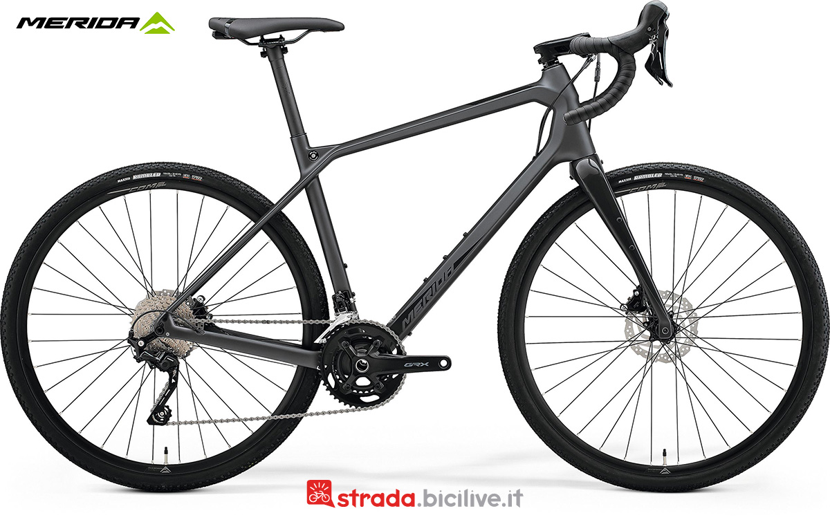 La nuova bicicletta da corsa Merida Silex 4000 2023