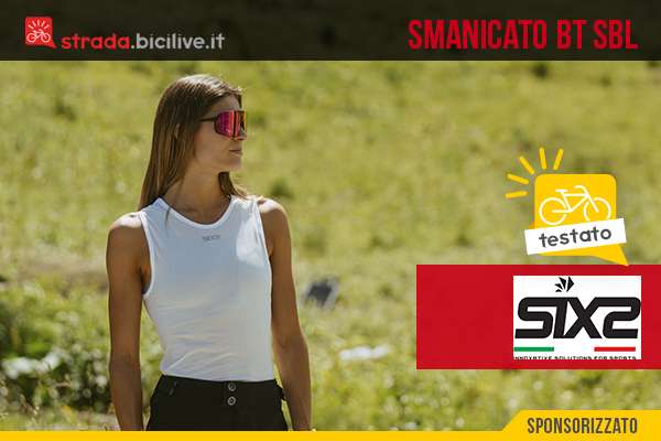 Foto di Beatrice Pontalti durante il test dell'intimo tecnico smanicato SIXS Bt SBL.